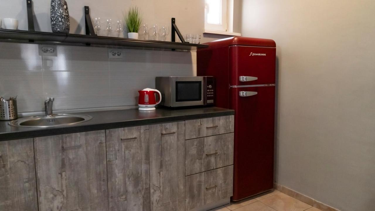 Central Fenix Apartment - Free Private Parking-Fast Wi-Fi نوفي ساد المظهر الخارجي الصورة