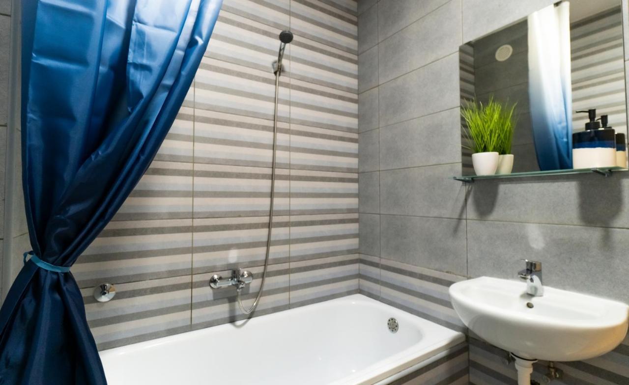 Central Fenix Apartment - Free Private Parking-Fast Wi-Fi نوفي ساد المظهر الخارجي الصورة